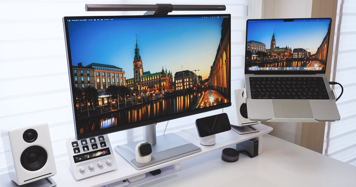 MacBookProとMA270Uのディスプレイの比較映像②
