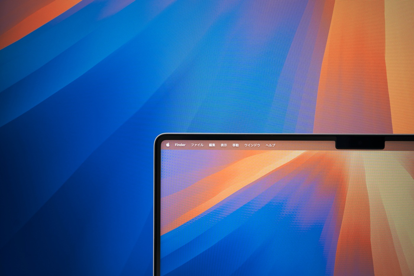 MacBookProとMA270Uのディスプレイの拡大表示で比較