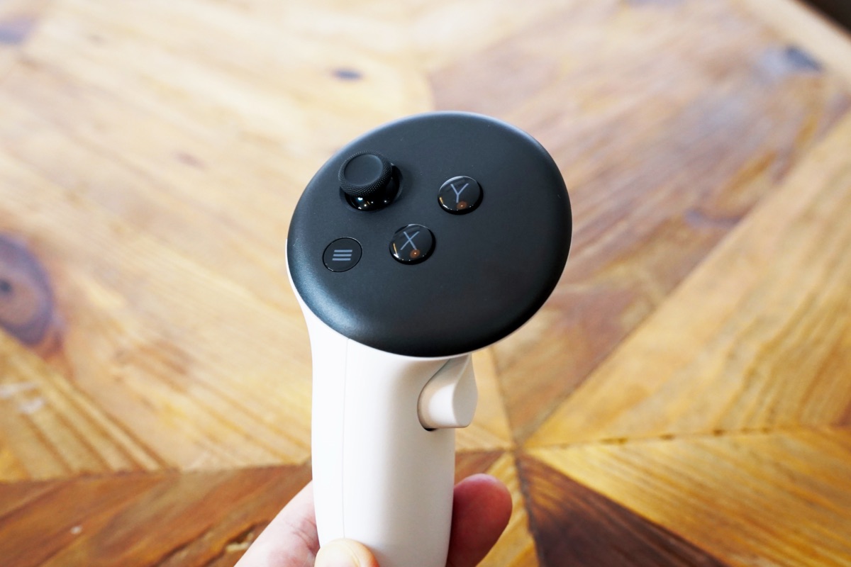 Meta Quest 3Sの左コントローラー