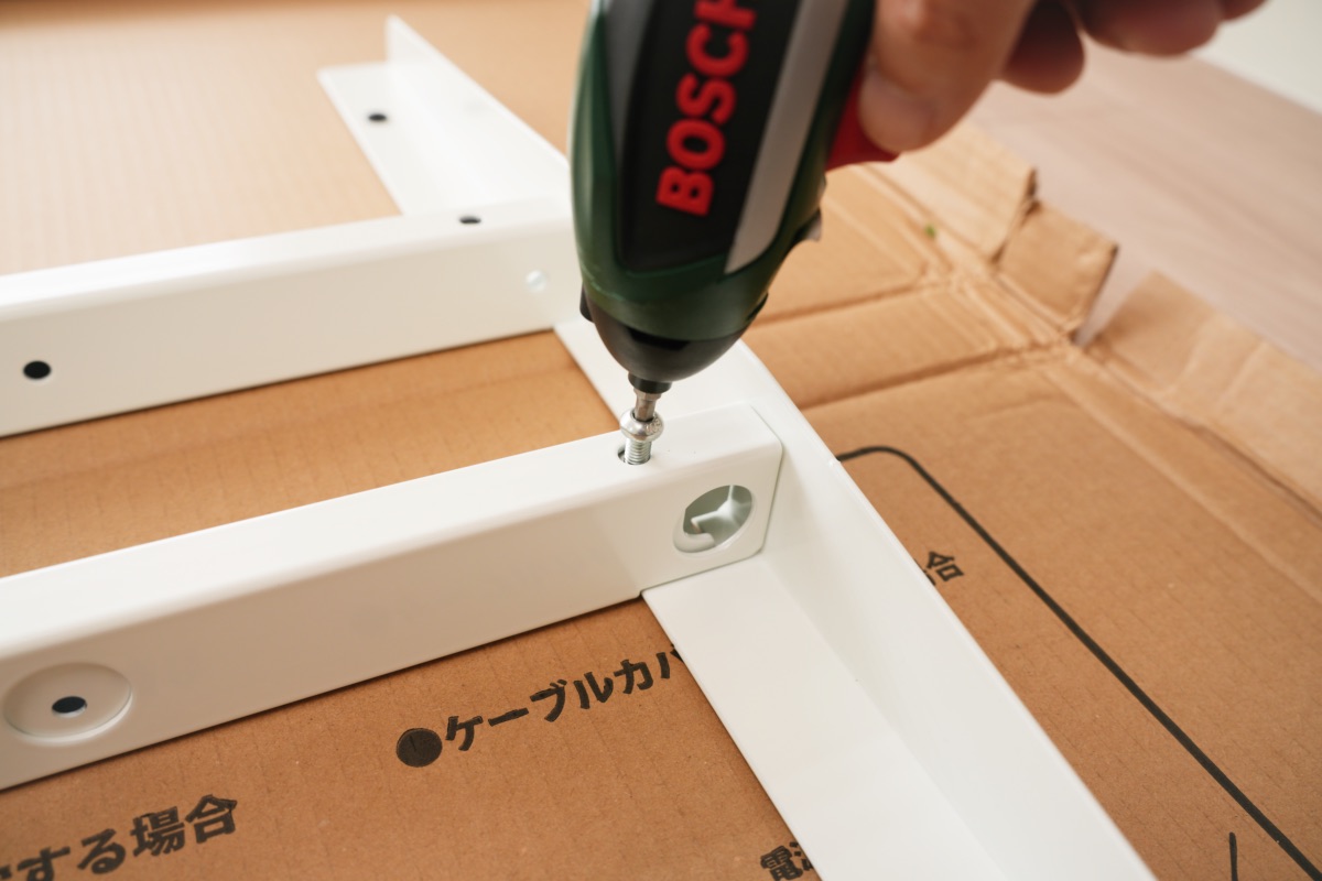フレームのネジ留め