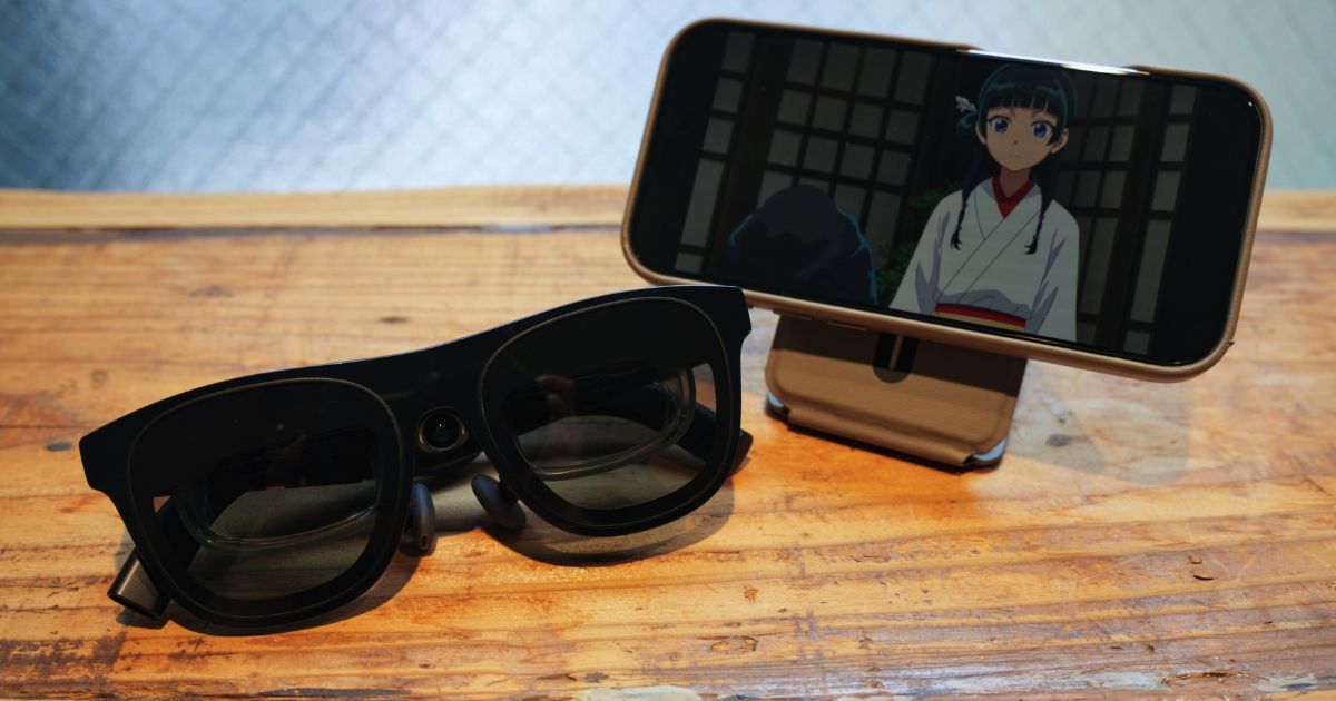 iPhoneとXREAL Eye