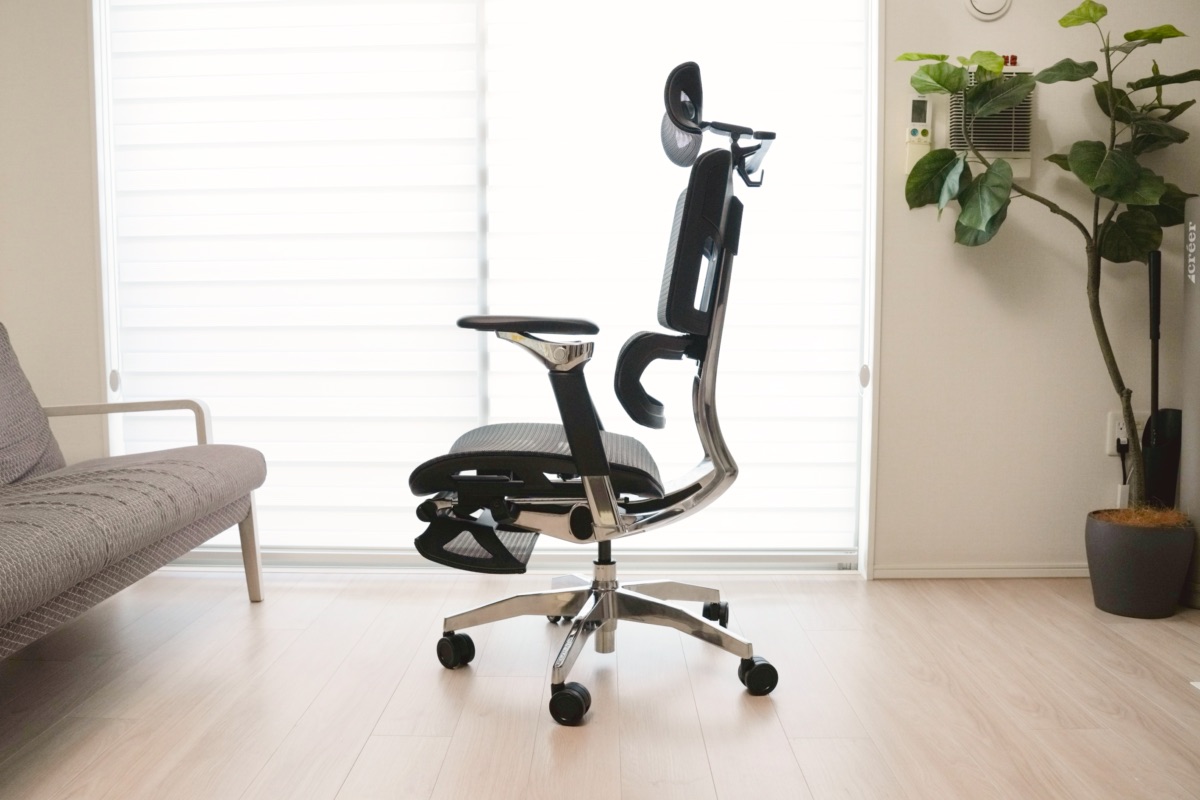 Rasical Chair Elite(左側面)