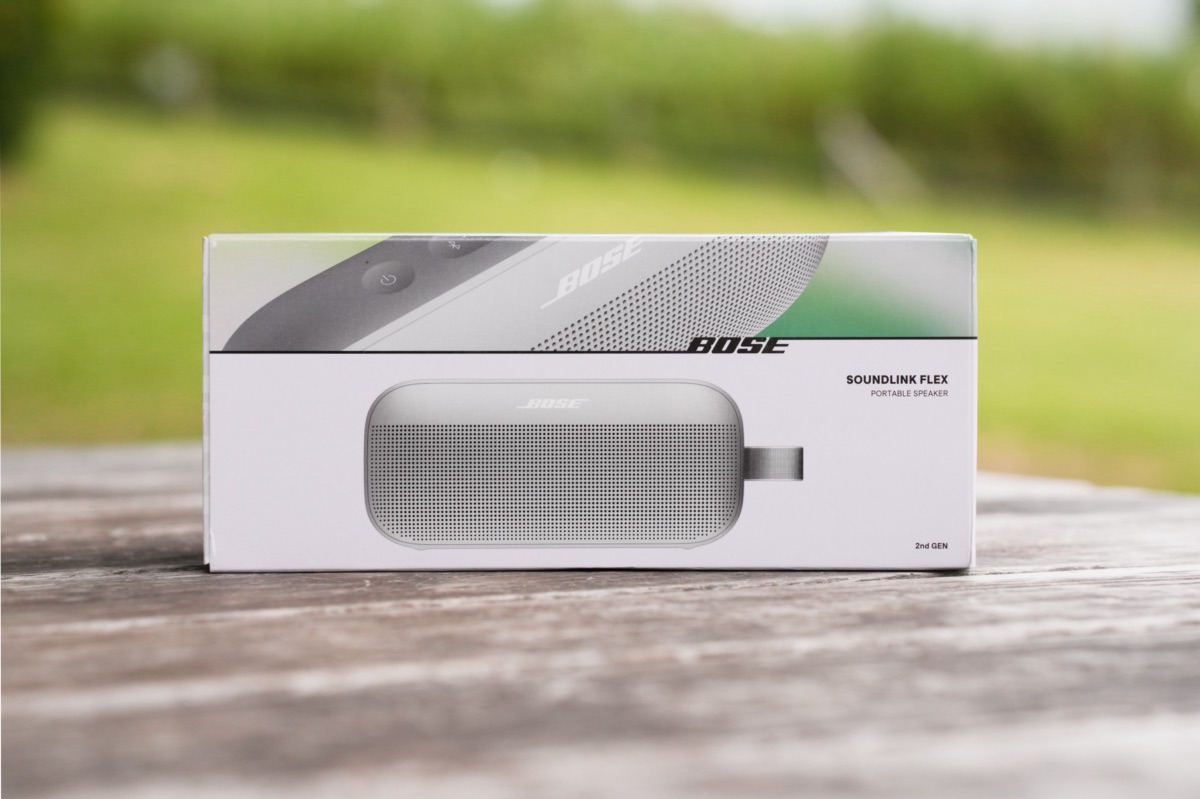 BOSE SoundLink Flex(第2世代)のパッケージ