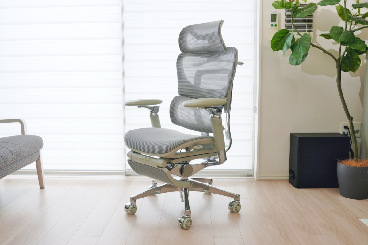 COFO Chair Premium 2の全体像①