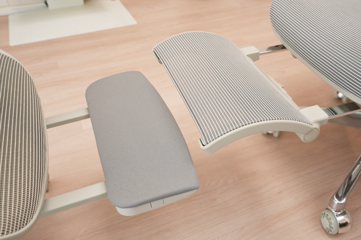 COFO Chair Pro 2とCOFO Chair Premium 2のフットレスト
