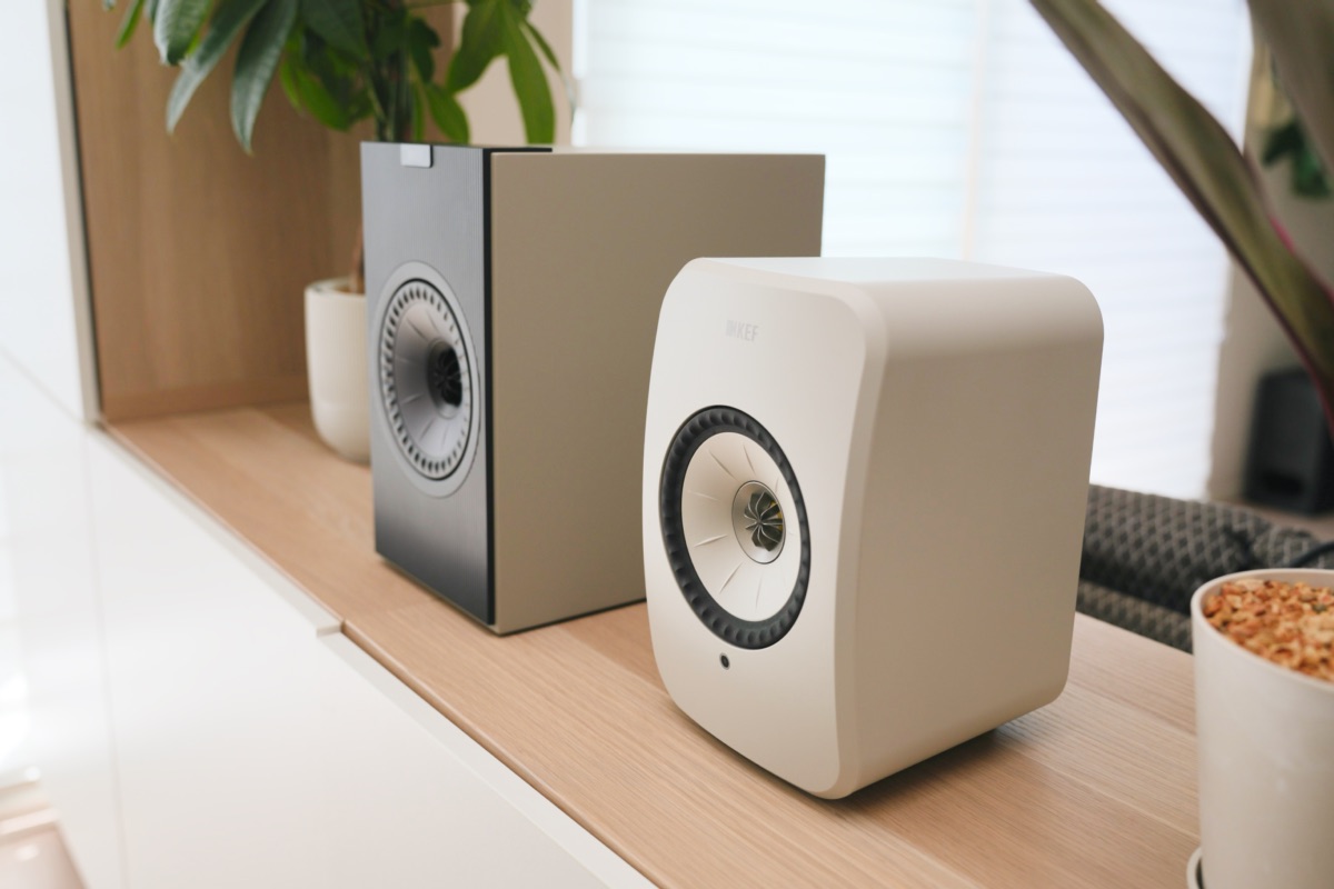 KEF Coda WとLSX II LT（正面）