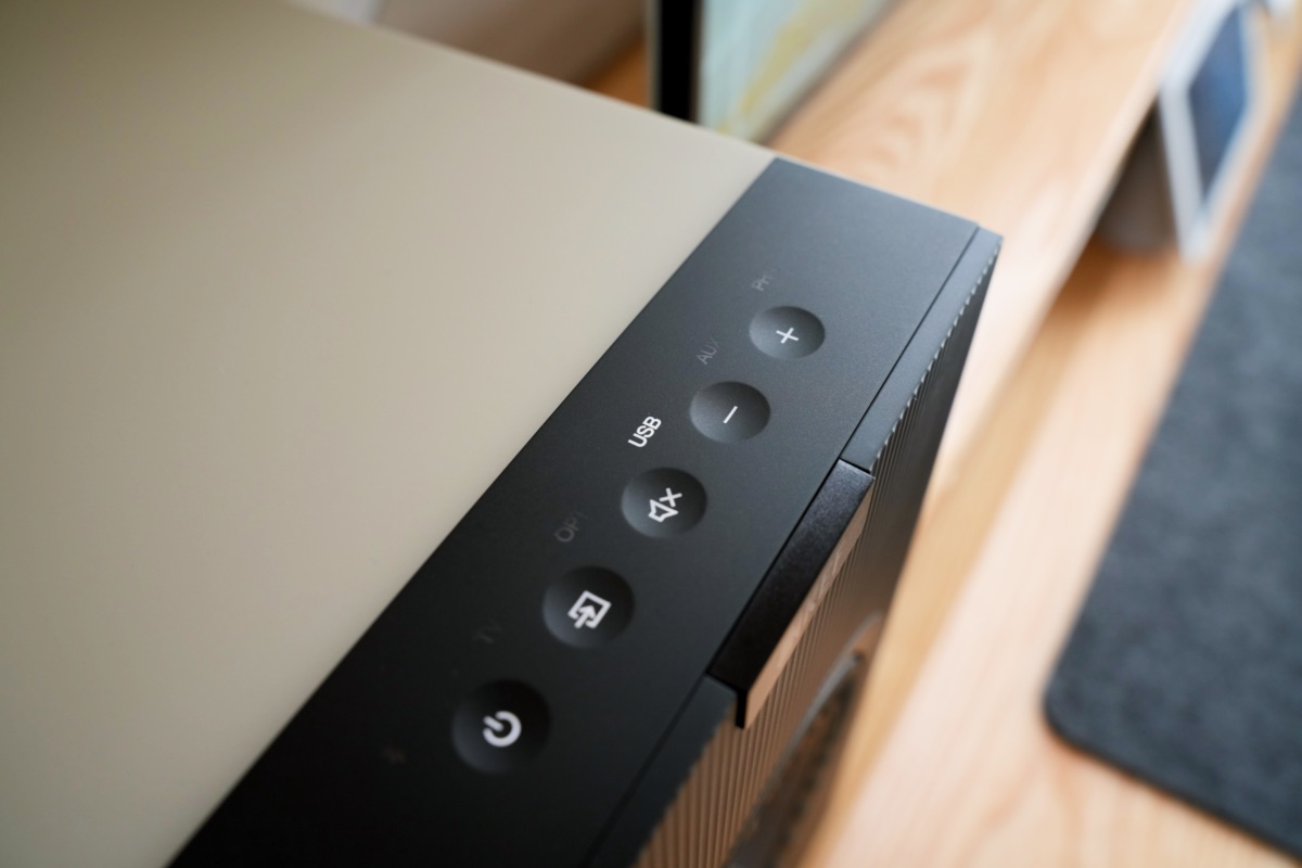 USB接続ステータスを示すトップパネル