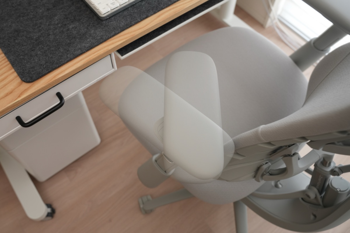 アームレストの可動域(水平回転)