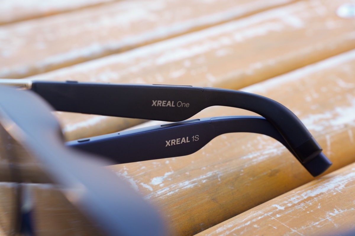 XREAL 1SとOneのロゴ印字