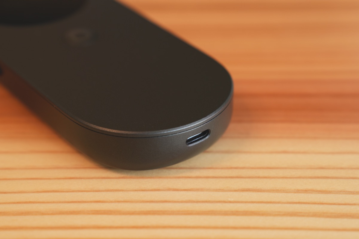 INAIR PodのUSB-C端子