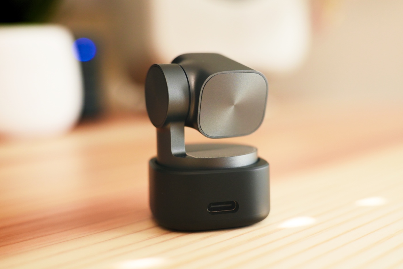 OBSBOT TINY 3のUSB-C端子