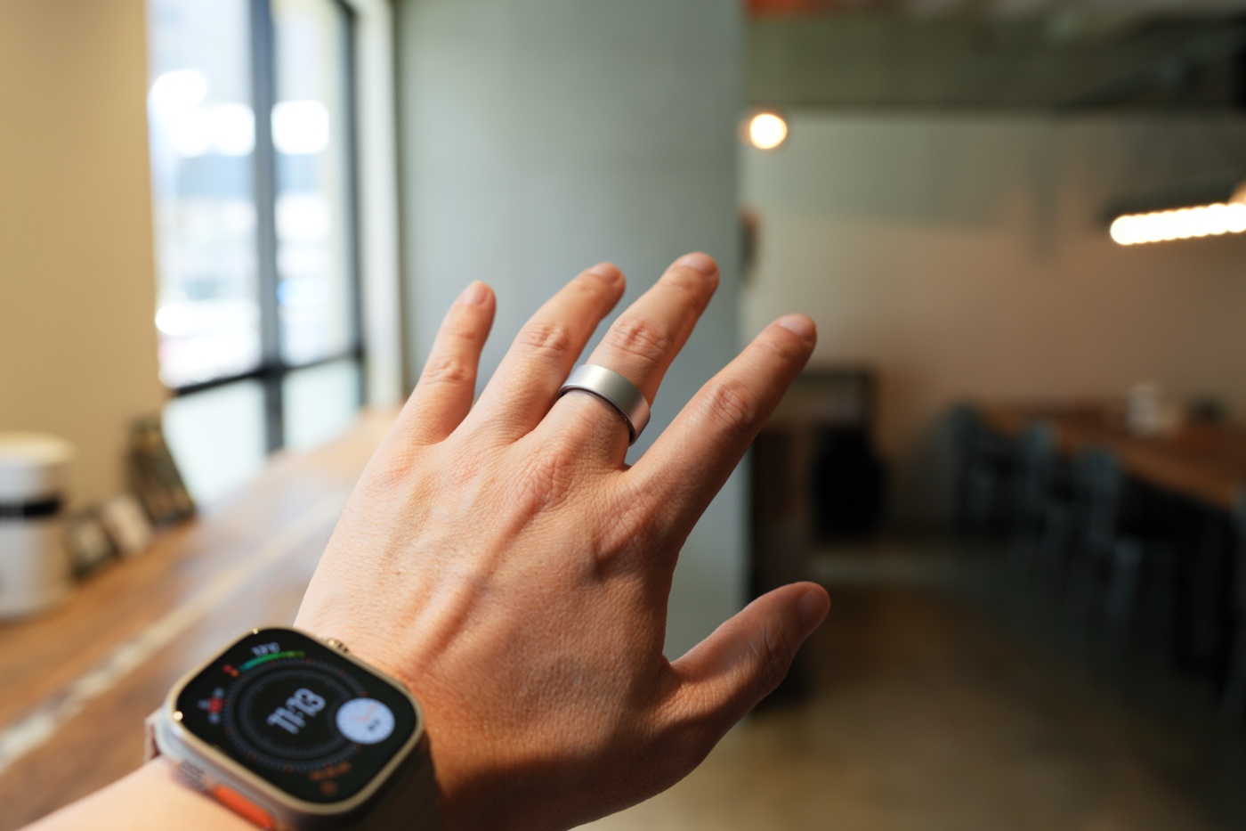 指に装着したSmart Recovery Ring