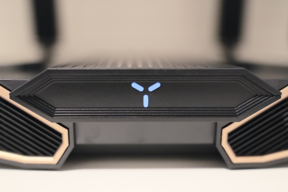 Inazuma BE7200 Pro+のインジケーター（白色点灯）