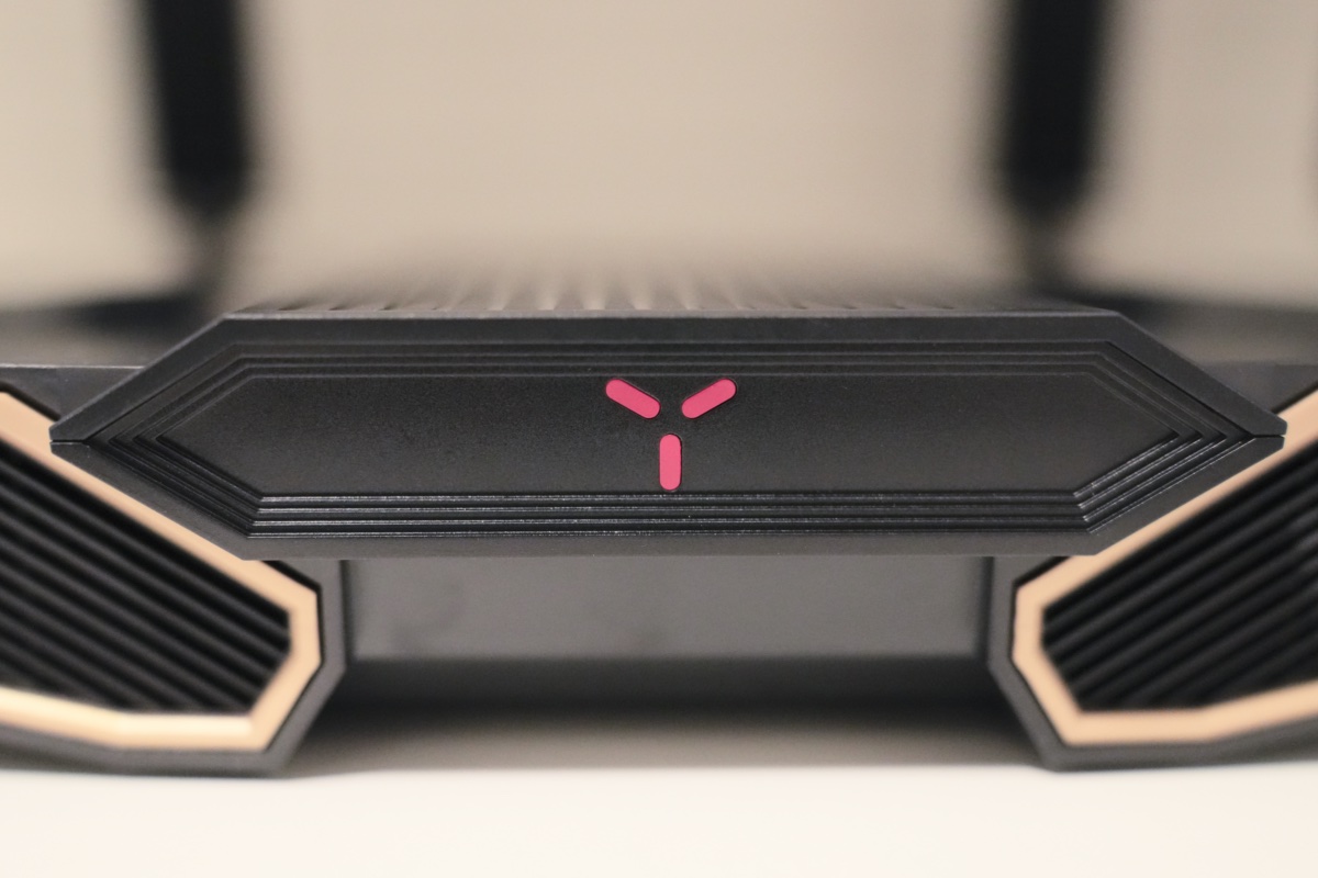 Inazuma BE7200 Pro+のインジケーター（赤色点灯）