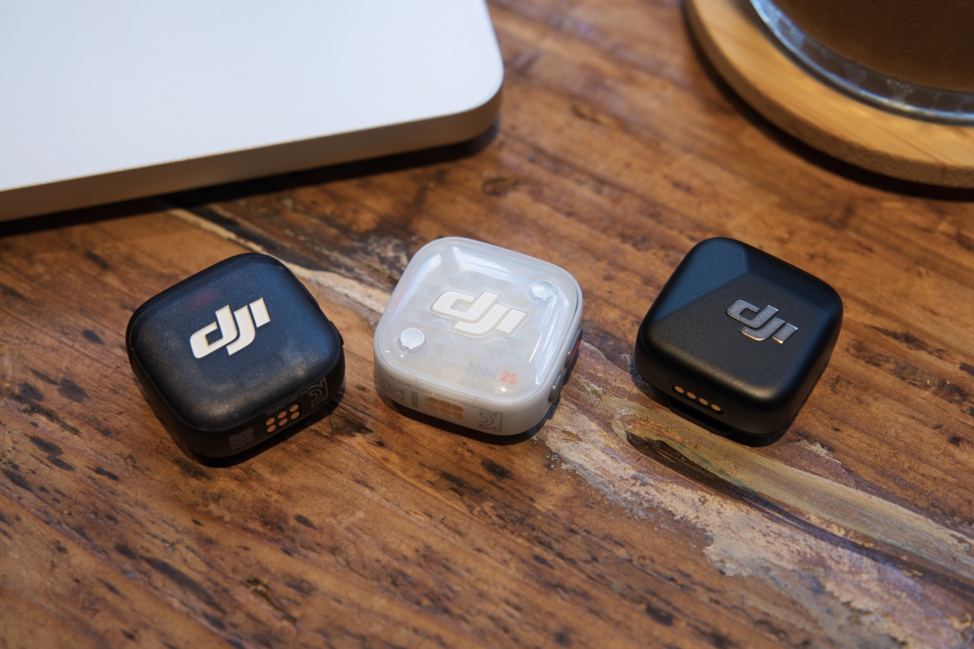 3つ並んだ、DJI Mic Mini 2S / DJI Mic Mini / DJI Mic 3